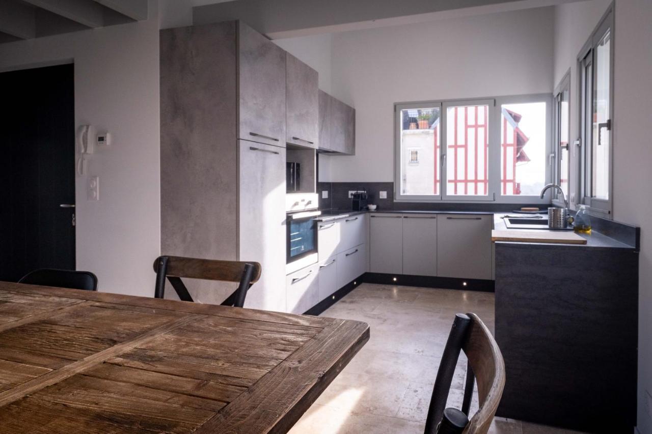 Duplex Vue Sur Tour Appartement Remparts 3 La Rochelle  Bagian luar foto